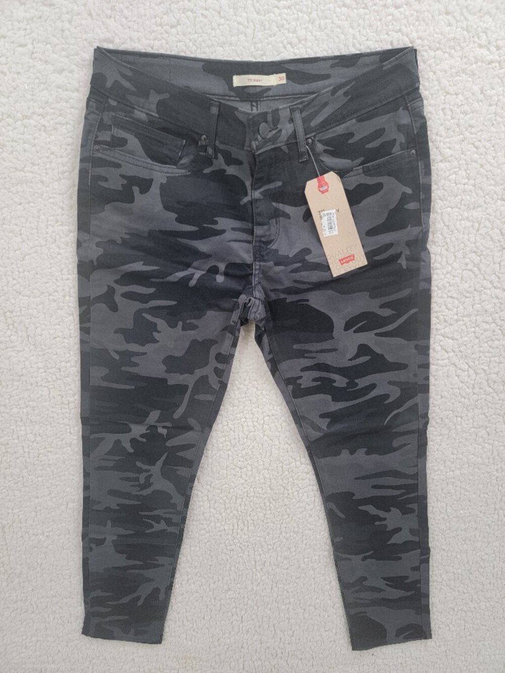 Levi's 711 Skinny Jeans Womens 30 NWT Black Gray Camouflage Stretch Denim Ankle
